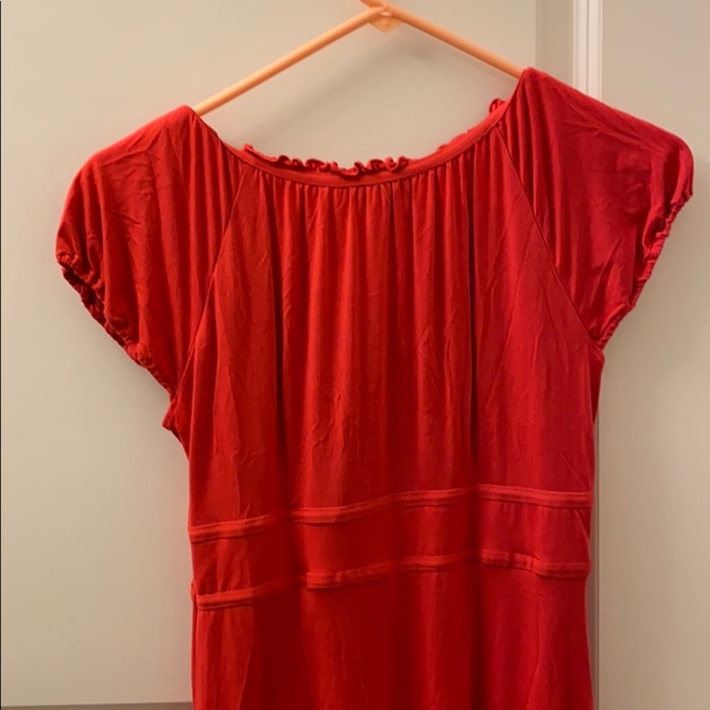 Red Dress - Picture 4 of 6